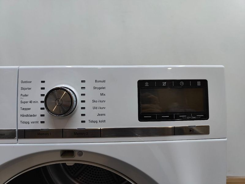 Сушильная машина Siemens iQ800 WT48Y850DN 08 1000W 9кг sn 9309200012 000053591 фото