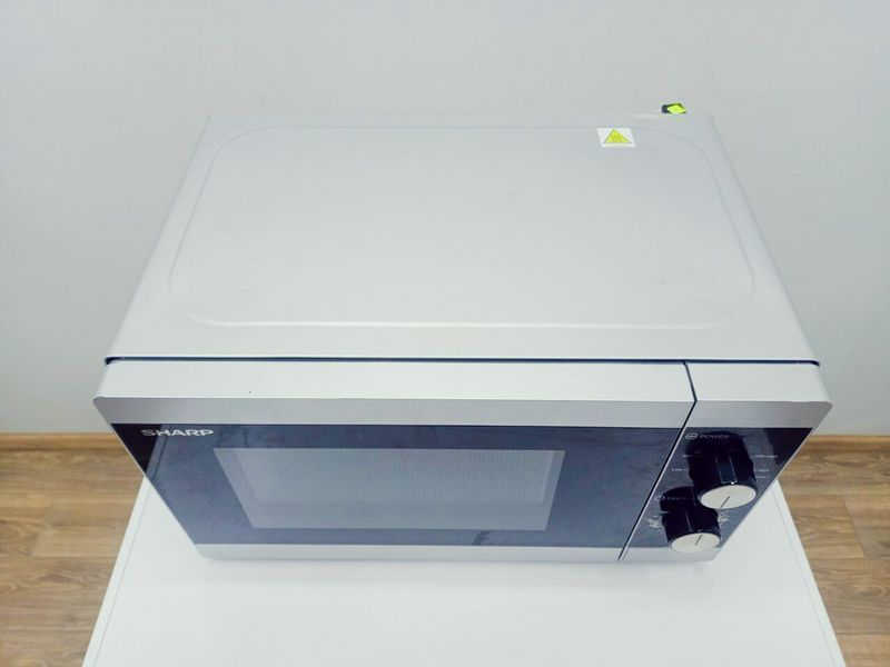 Микроволновая печь Sharp YC MG01E S 000042325 фото