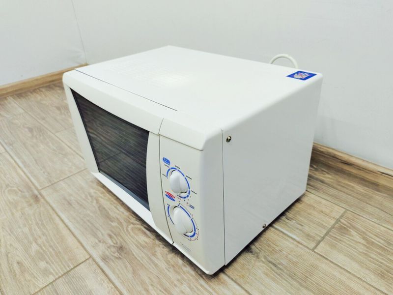 Мікрохвильова піч Continent MW800G 1100w гриль 1000w sn 03091001071 000037376 фото