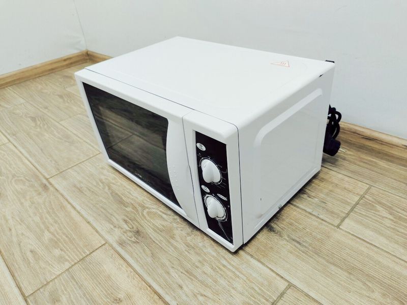 Микроволновая печь Clatronic MWG 782 000038733 фото
