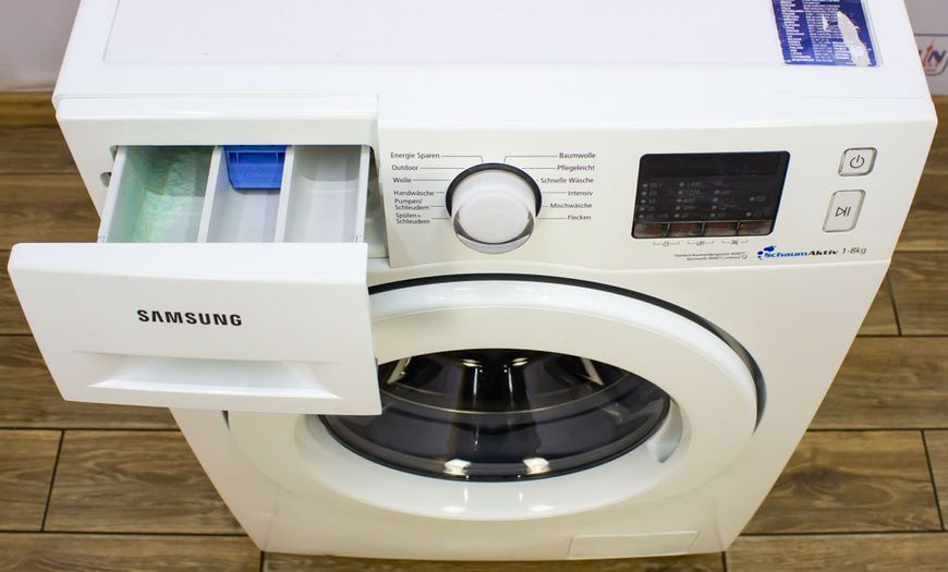 Стиральная машина Samsung WF70F5E0Q4W 000016291 фото
