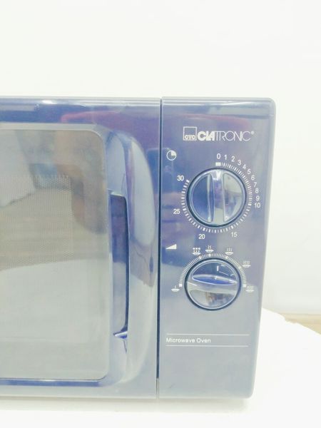 Мікрохвильова піч Clatronic MW 721 1200w 000035174 фото