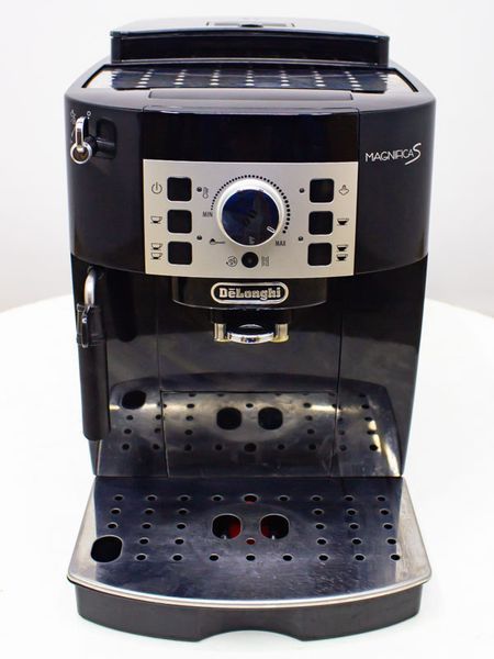 Кофемашина DeLongh ECAM22 110 B 000031556 фото