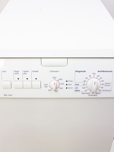 Стиральная машина вертикальная Bosch WOL2450 01 000024704 фото