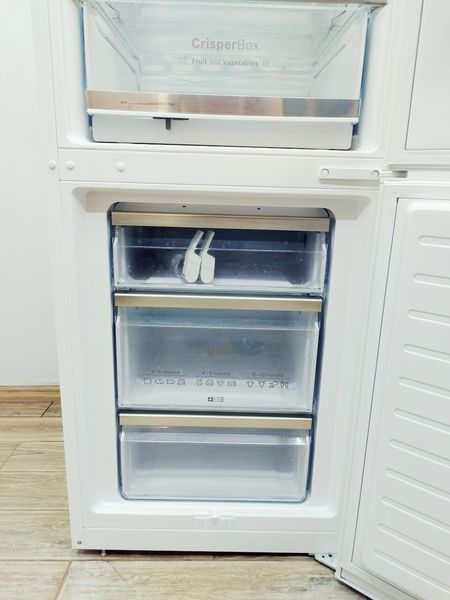 Холодильник двухкамерный Siemens KG36EAW40 13 000045150 фото