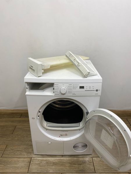 Сушильная машина Siemens WT46E304 17 2800W 6кг sn 9001202327 000048478 фото