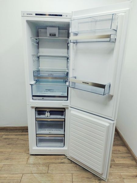 Холодильник двухкамерный Siemens KG36EAW40 13 000045150 фото
