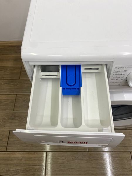 Стиральная машина Bosch WAT28320 2300W 6кг sn 00226 000049126 фото