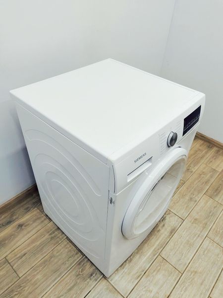 Сушильна машина Siemens IQ500 WT47R440 02 600w 8 кг sn 0206 202999 000039403 фото