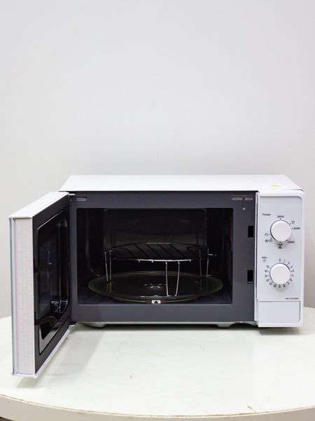 Микроволновая печь Panasonic NN K10JWM EPG 000030761 фото