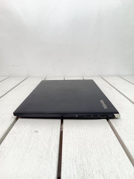 Ноутбук Toshiba Portege X30-e 13.3 Б/У Бат до 3 годин 000051421 фото