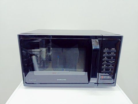 Микроволновая печь Samsung с грилем и конвекцией 000043076 фото
