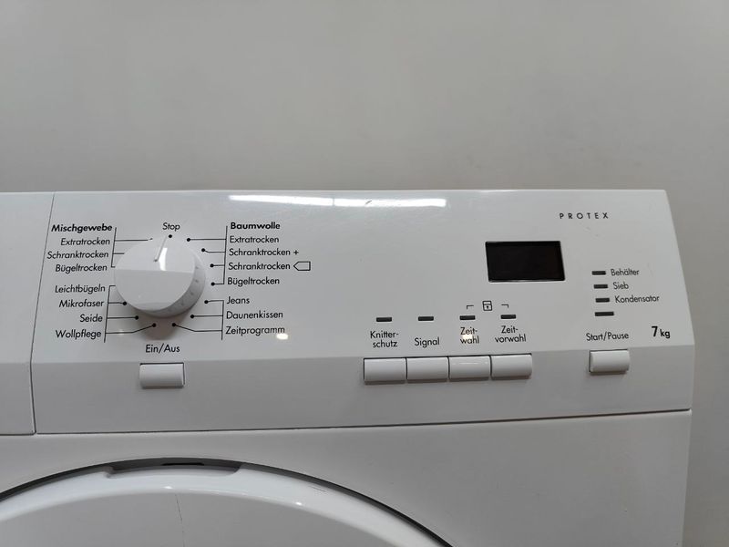 Сушильная машина AEG T65370AH3 950W 7кг sn 54282036 000053492 фото