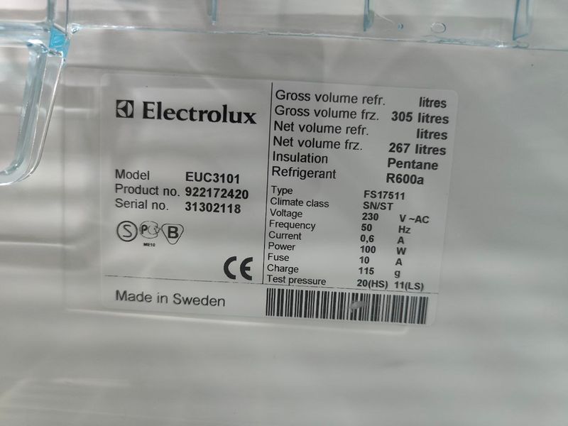 Морозильная камера Electrolux EUC3101 267л 100W sn 31302118 n605 000052763 фото