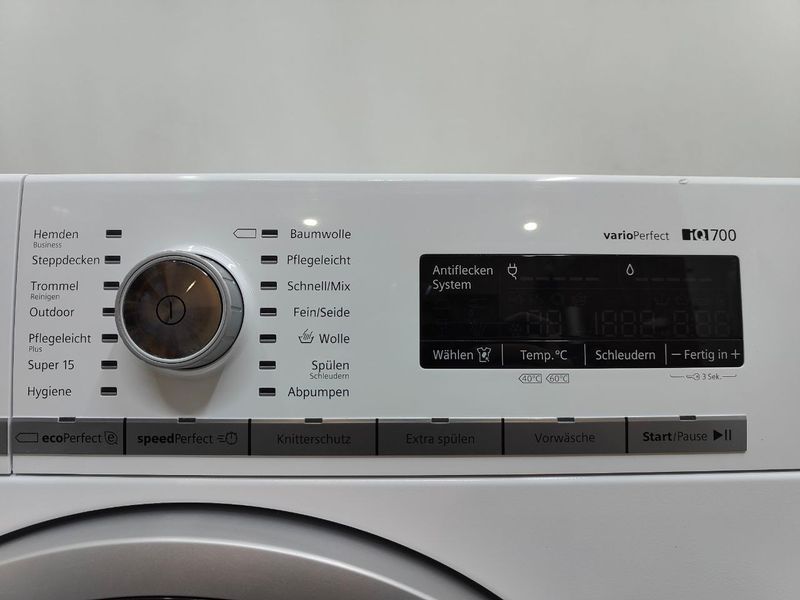 Стиральная машина Siemens iQ700 WM16W54014 2000W 8кг sn 02096 000051971 фото