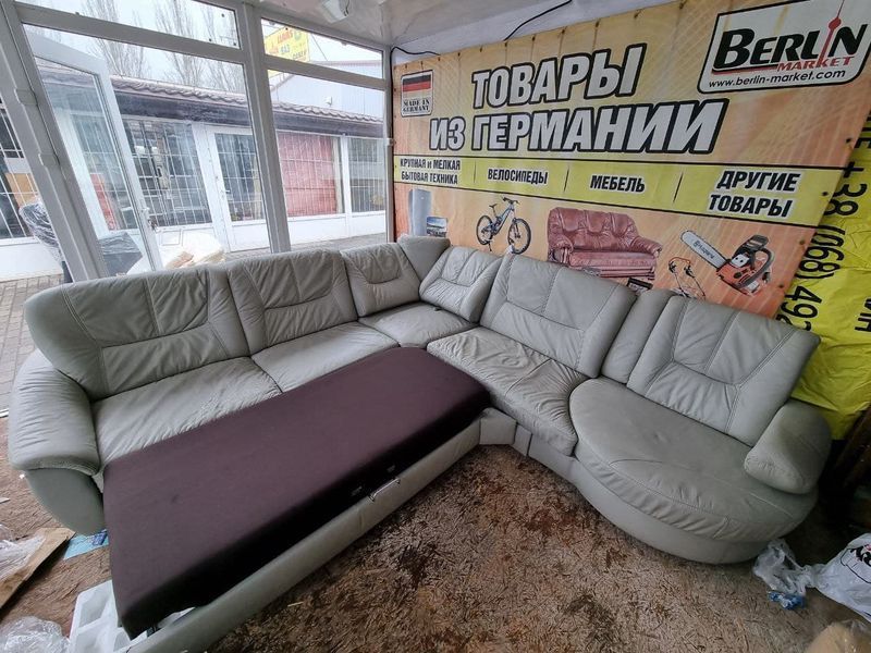 Угловой диван с подголовниками кожаный бежевый 000024357 фото