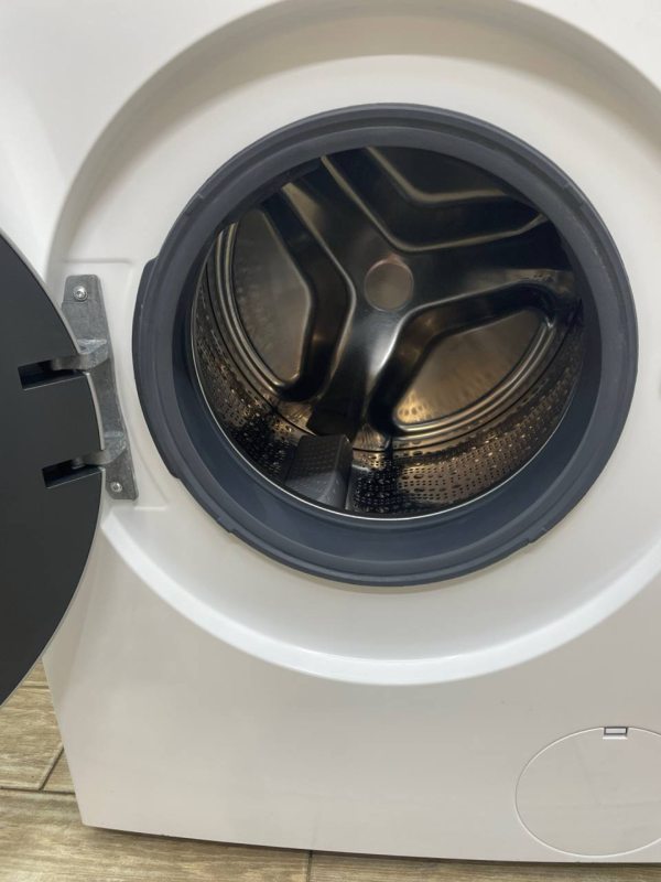 Пральна машина Bosch Serie8 WAW32541