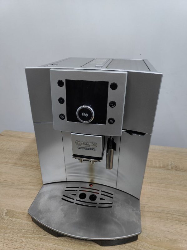 Кавоварка Delonghi Perfecta Панарелло