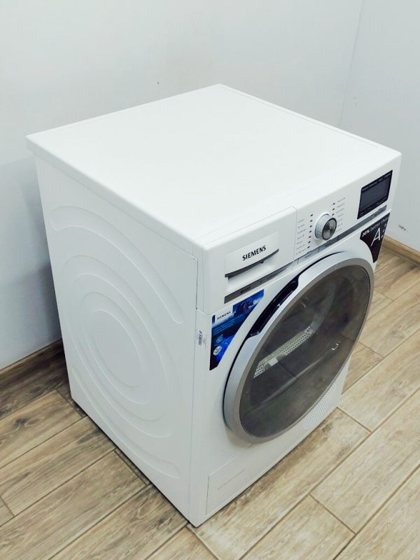 Сушильна машина Siemens IQ800 WT47Y701 16