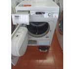Сушильна машина Miele T8861WP