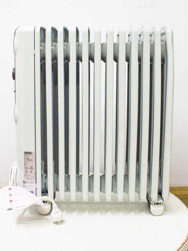 Обігрівач масляний DeLonghi TRRS1225C