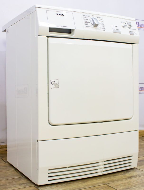 Сушильный автомат AEG T55849