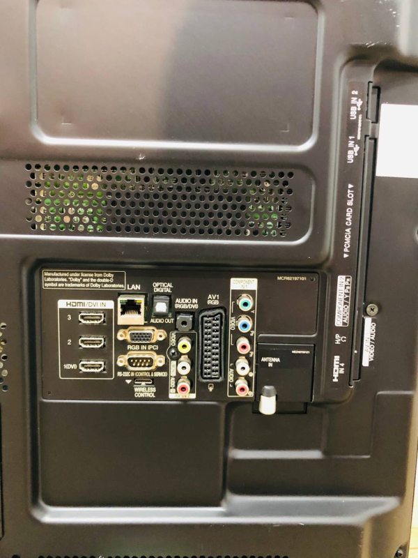 ТБ 32 LG 32LE7500 LCD HD