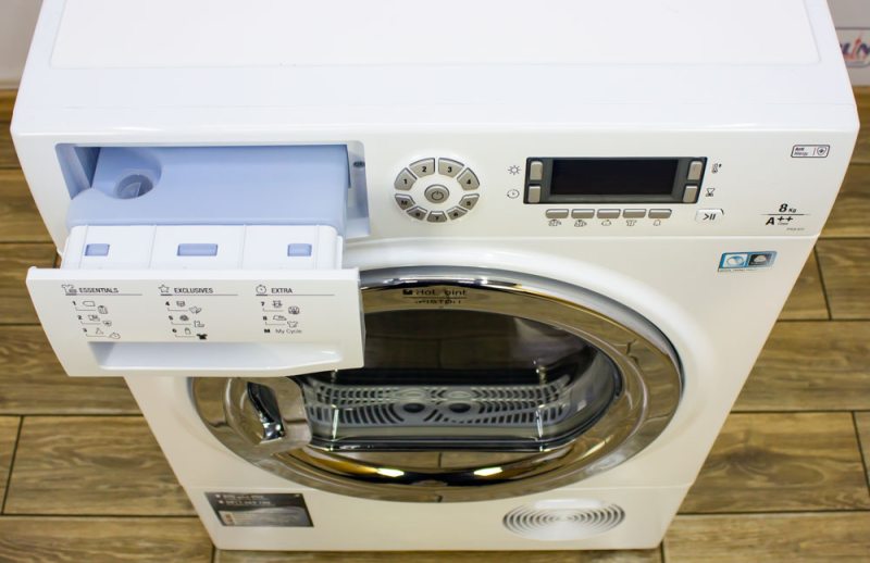 Сушильный автомат Hotpoit Ariston FTCD 8726CM1 EU