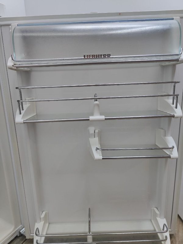 Холодильник однокамерний Liebherr KTR1750 index 20G 80W 156л sn 436575868