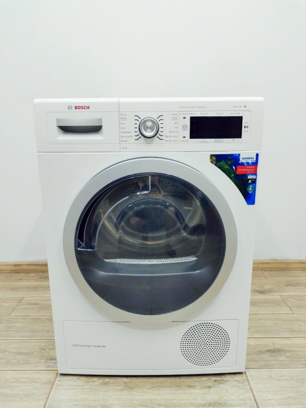 Сушильна машина Bosch Serie8 WTW87562NL 01