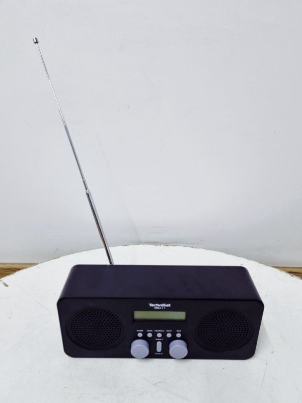 Радиоприемник TechniSat Viola 2 S