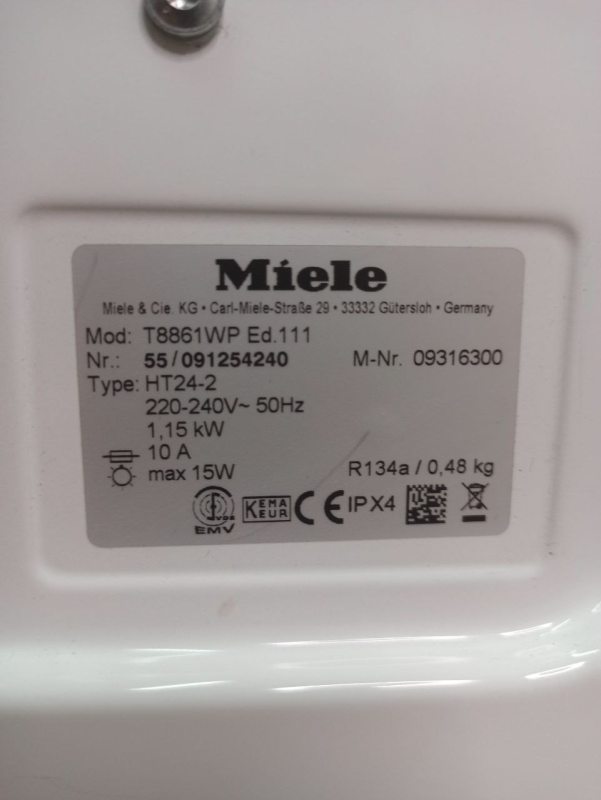 Сушильна машина Miele T 8861 WP