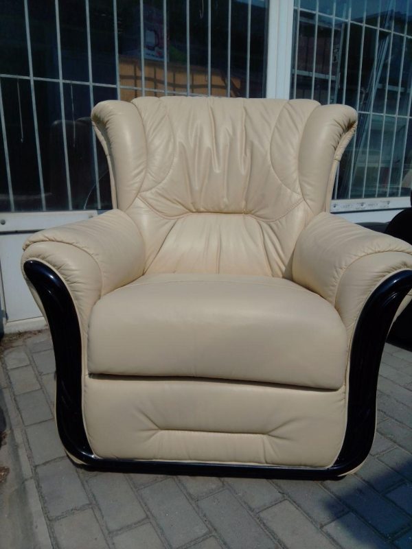 Комплект мебели диван + 2 кресла кожаный бежевый  20200410001
