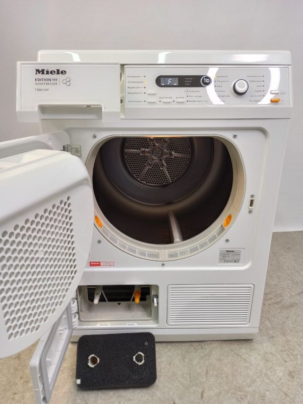 Сушильна машина Miele T 8861 WP