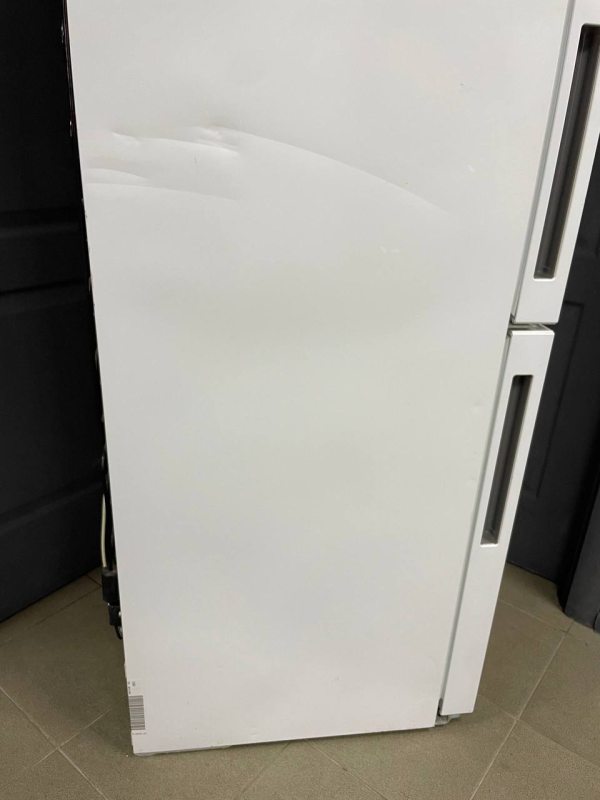 Холодильник двокамерний Premium KFN 29132 D ws