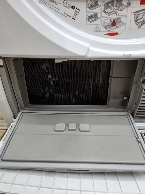 Сушильна машина AEG T8DE86685