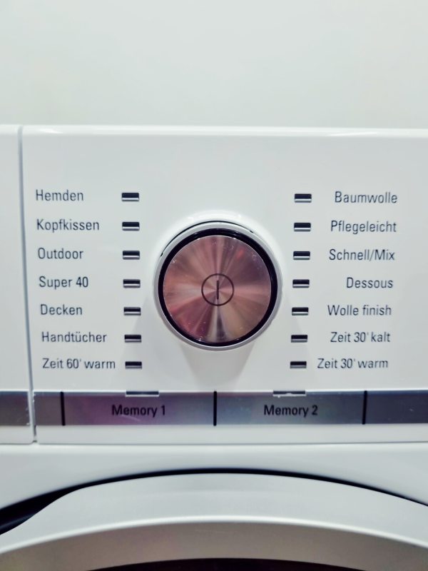 Сушильна машина Siemens IQ800 WT48Y7W1 05