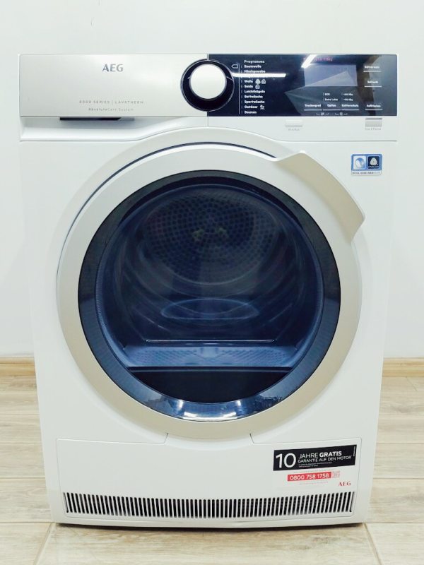 Сушильна машина AEG 8000 Series T8DE76587