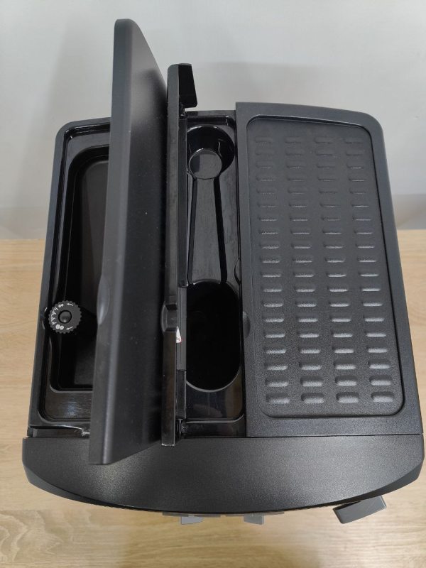 Кавоварка Delonghi Magnifica