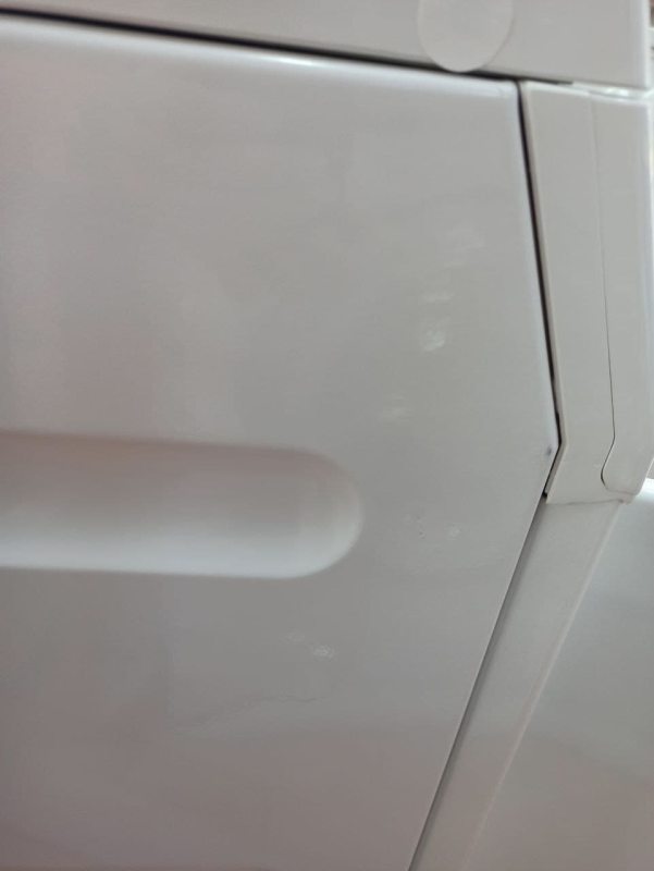 Сушильна машина Miele T8827WP