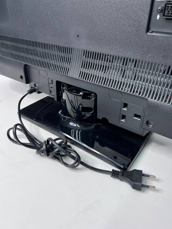 Телевізор 32 Telefunken D32H275X3C HD