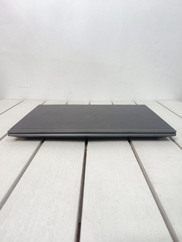 Ноутбук HP Zbook Fury 15 G7 15.6 4K бат 4:00
