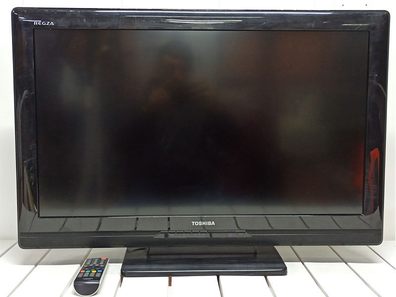 Телевізор 32 Toshiba 32AV500P LCD HD