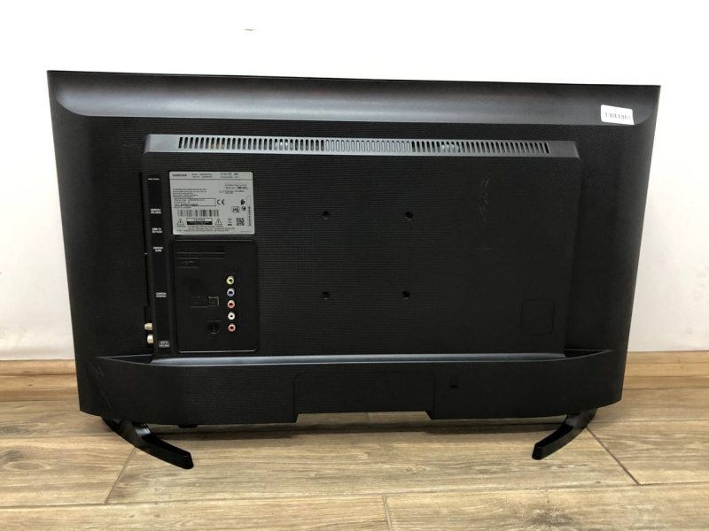 ТБ 32 Samsung UE32M5075AU LED Full HD