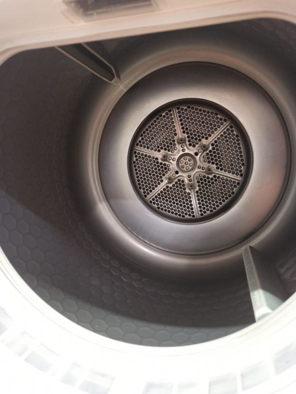 Сушильна машина Miele T8164WP