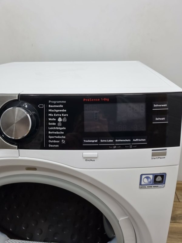 Сушильна машина AEG T8DE86685