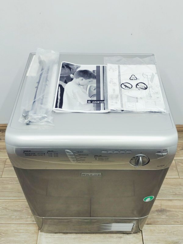 Сушильна машина Ariston ASL 75 CXS