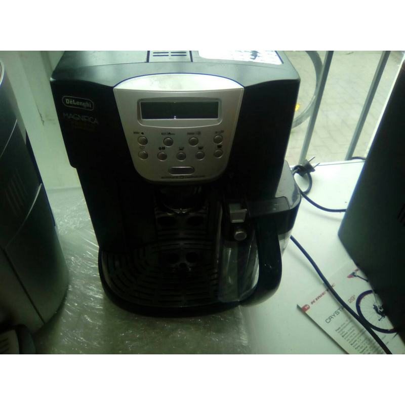 Кофе машина DELONGHI MAGNIFICA ESAM4500 B