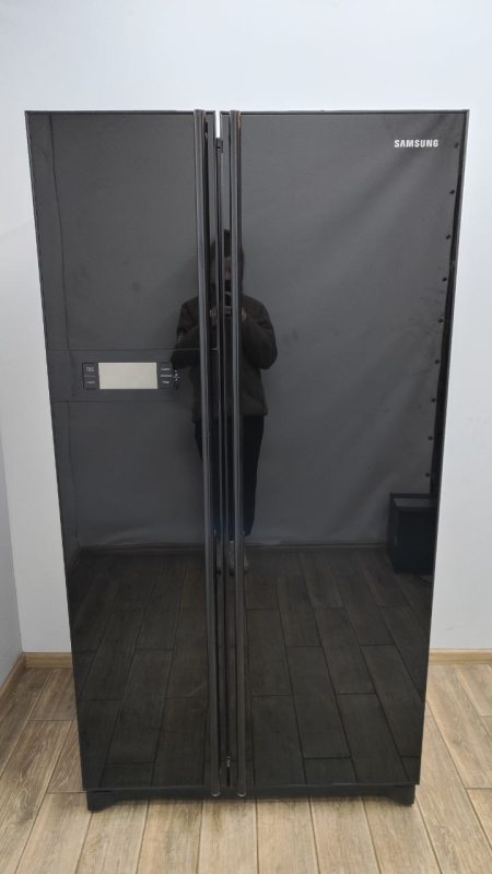 Холодильник SBS Samsung RS21HLNBG 160W 345+198л sn D07342BZ900195 n555