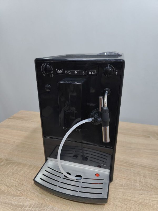 Кавомашина Melitta Caffeo Solo з капучинатором